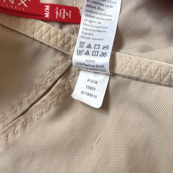 SPANX Nude Beige Slimplicity 1038 Booty Booster Short M Shapewear *No Pads NWOT - Picture 6 of 13